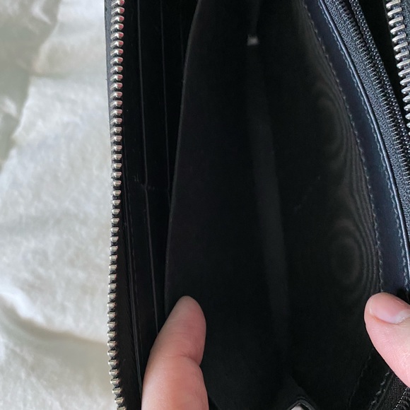 GG Supreme King Snake Zip Around Gucci Wallet - Picture 7 of 11